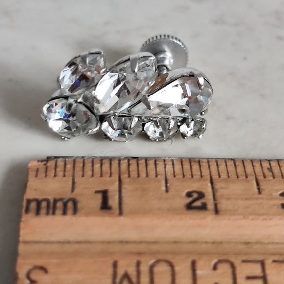 Sherman Single Earring - Picture 6 of 6